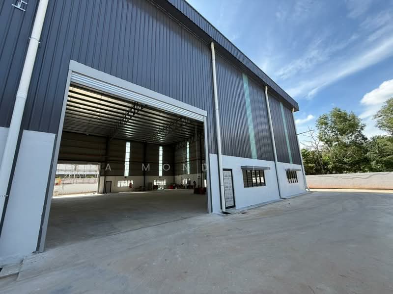 Detached Factory for Sale in Bandar Tasik Puteri (Rawang) - Raymond Siew - Exterior - PropertyGuru.com.my