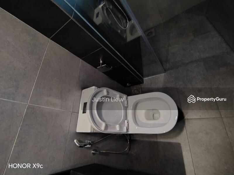 Servis Apartment untuk Disewa di Sunway Velocity TWO - Justin Liew - Bathroom - PropertyGuru.com.my