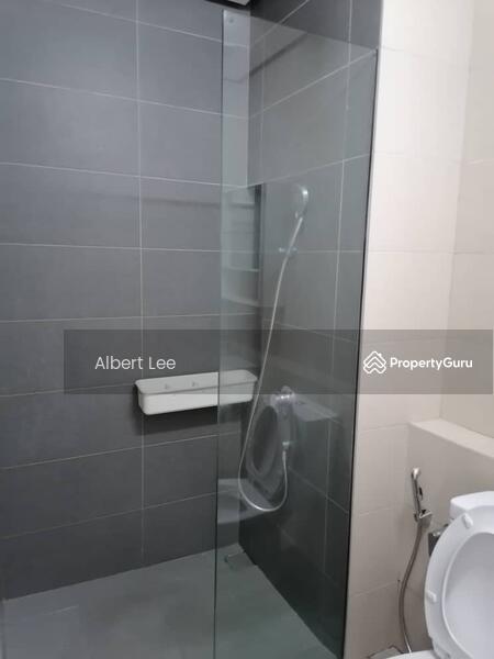 Service Residence for Sale at Paloma @ Tropicana Metropark - Albert Lee - Bathroom - PropertyGuru.com.my
