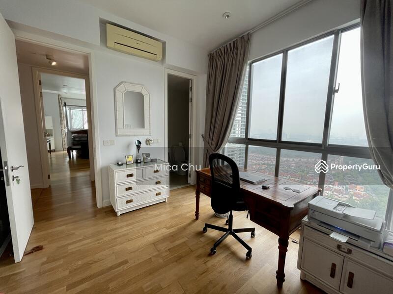 Study room/Bedroom