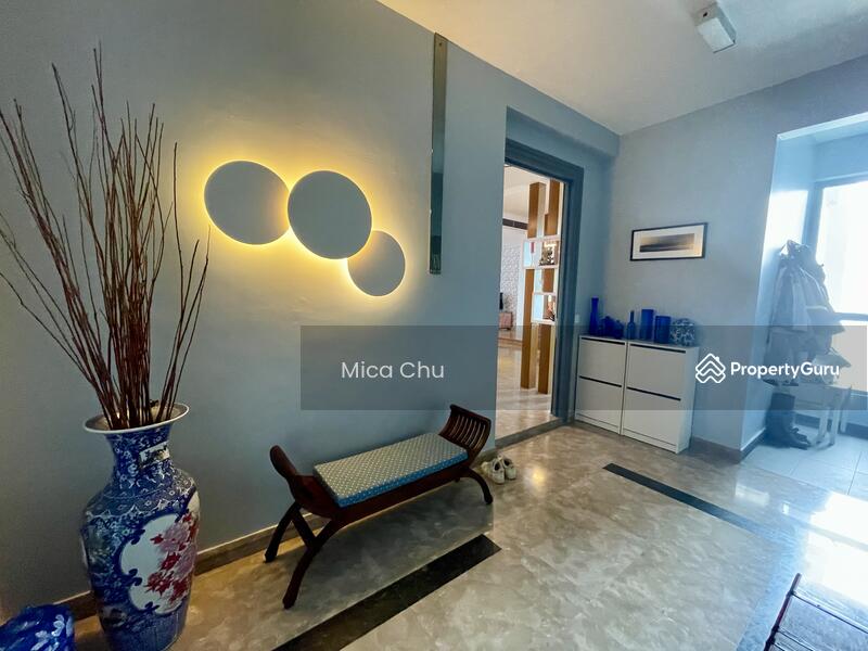 Private lift lobby