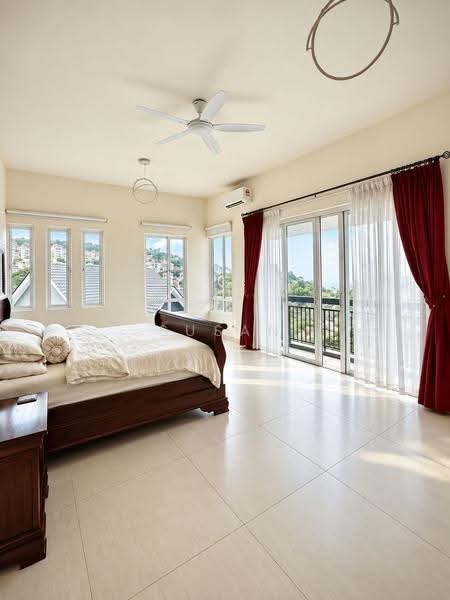 Bungalow House for Sale in Batu Ferringhi (Penang) - Susan Chia - Bedroom - PropertyGuru.com.my