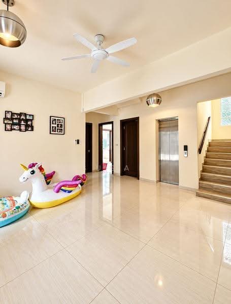 Bungalow House for Sale in Batu Ferringhi (Penang) - Susan Chia - Living Room - PropertyGuru.com.my
