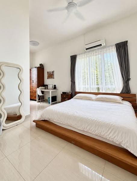 Bungalow House for Sale in Batu Ferringhi (Penang) - Susan Chia - Bedroom - PropertyGuru.com.my
