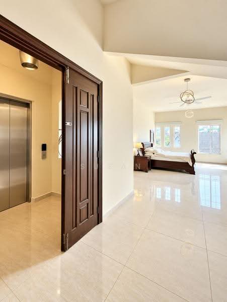 Bungalow House for Sale in Batu Ferringhi (Penang) - Susan Chia - Bedroom - PropertyGuru.com.my