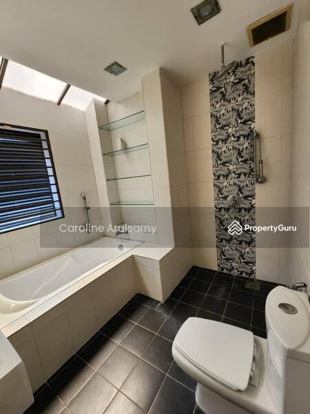 Rumah Berkembar untuk Dijual di Batu 9 (Cheras) - Caroline Arulsamy - Bathroom - PropertyGuru.com.my