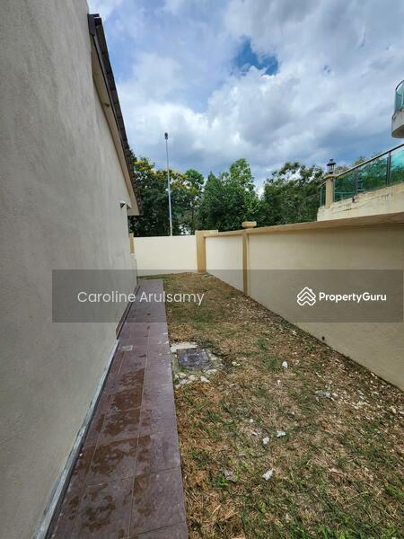 Rumah Berkembar untuk Dijual di Batu 9 (Cheras) - Caroline Arulsamy - Garden - PropertyGuru.com.my