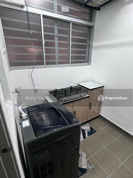 Vista Bangi untuk Untuk Disewa - RM 2,488 /bulan, Mac 2026 - Kitchen - PropertyGuru.com.my
