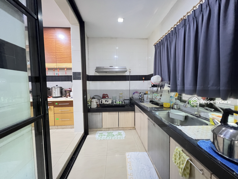 Rumah Berkembar untuk Dijual di Kota Damansara (Selangor) - Esther Lim - PropertyGuru.com.my
