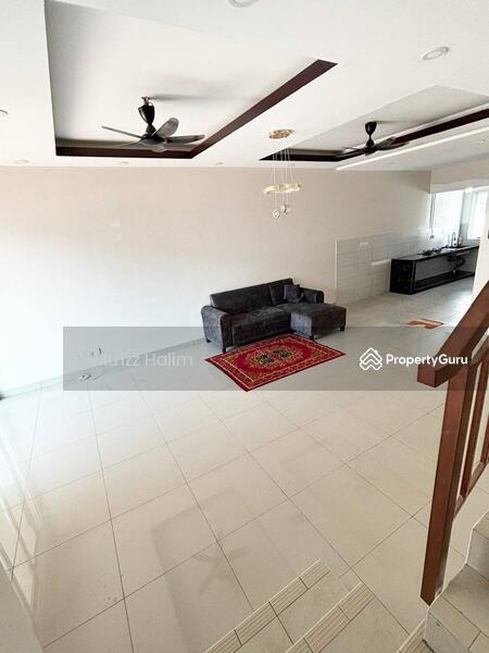 Untuk Disewa - 2 Storey Terrace Taman Saujana KLIA