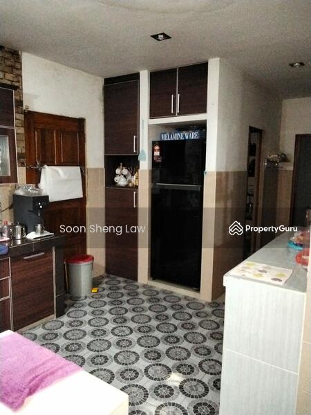 2-storey Terraced House for Sale in Taman Prima Saujana (Kajang) - Soon Sheng Law - Kitchen - PropertyGuru.com.my