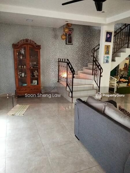 2-storey Terraced House for Sale in Taman Prima Saujana (Kajang) - Soon Sheng Law - Living Room - PropertyGuru.com.my