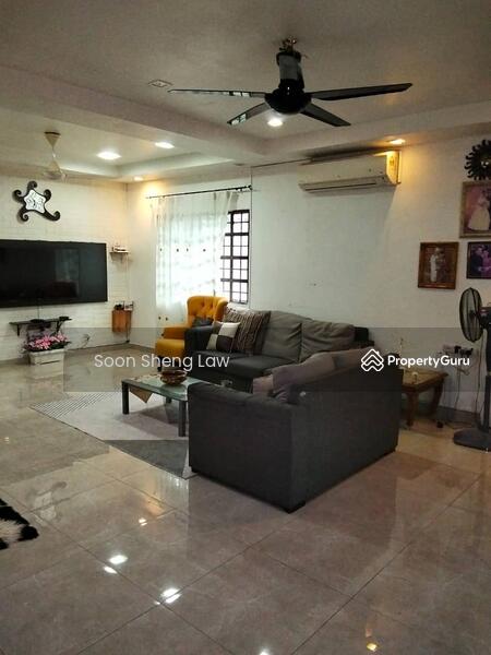 2-storey Terraced House for Sale in Taman Prima Saujana (Kajang) - Soon Sheng Law - Living Room - PropertyGuru.com.my
