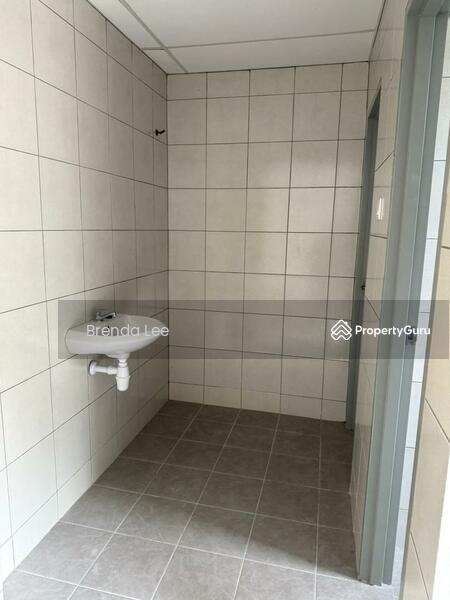 Kilang untuk Disewa di Taman Sri Bayu (Ampang) - Brenda Lee - Bathroom - PropertyGuru.com.my