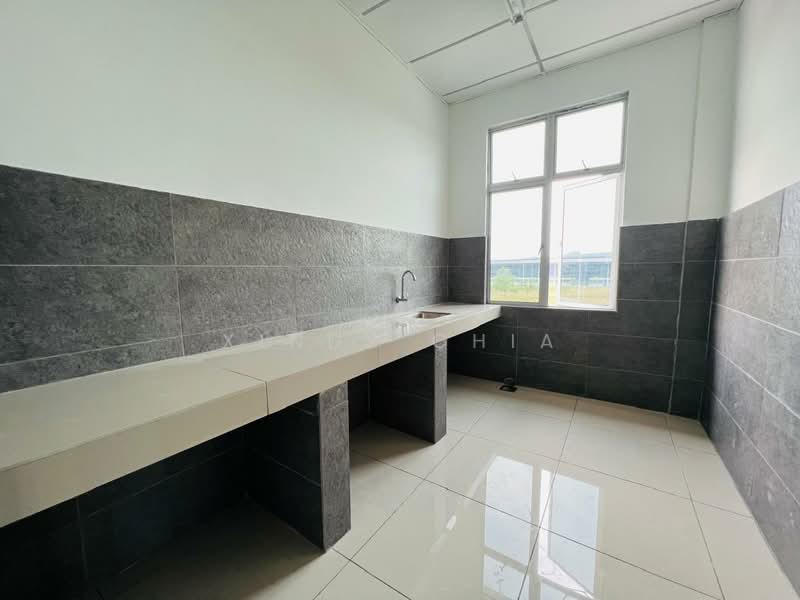 Detached Factory for Sale in Taman Indah Klia (Sepang) - Xindy Chia - Kitchen - PropertyGuru.com.my