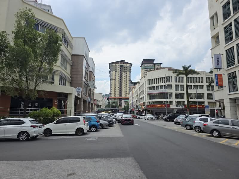 For Rent - Damansara perdana