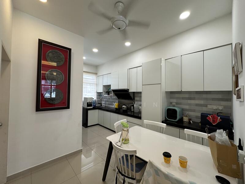 Terraced House for Sale in Eco Grandeur (Puncak Alam) - Alex Yin - Kitchen - PropertyGuru.com.my