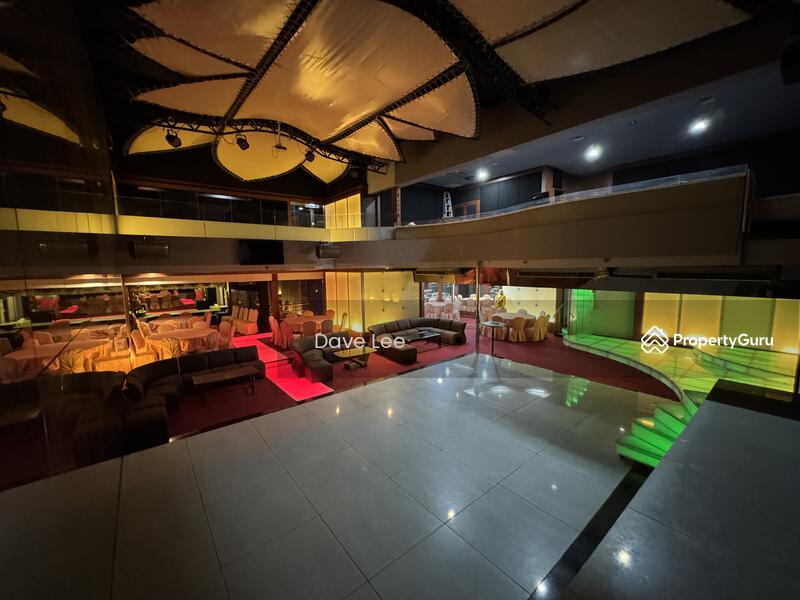 For Sale - [Adjoining] Commercial shoplot with lift move in ready