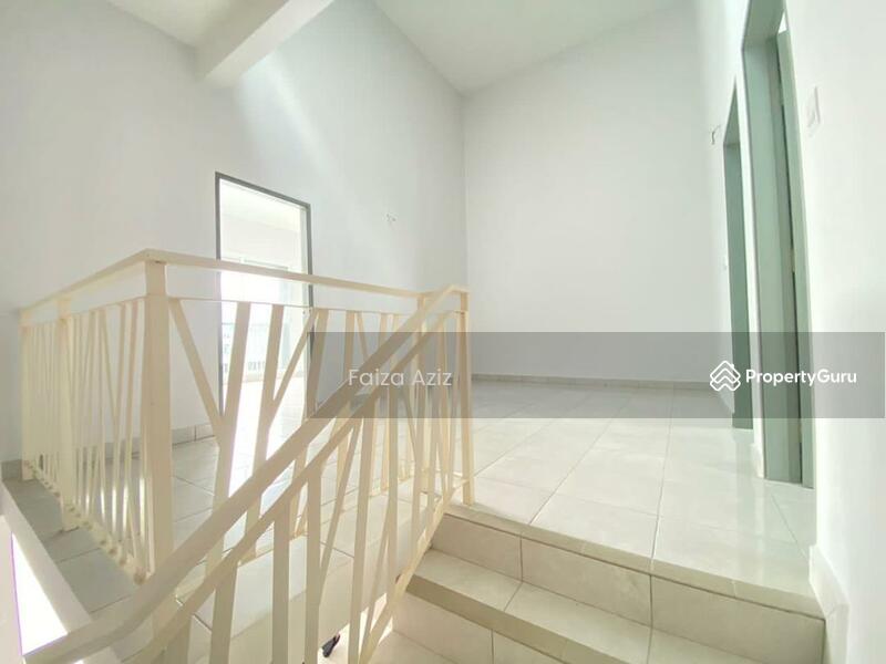 Rumah Teres 2 Tingkat untuk Dijual di Antara Gapi (Ulu Yam) - Faiza Aziz - Stairs - PropertyGuru.com.my