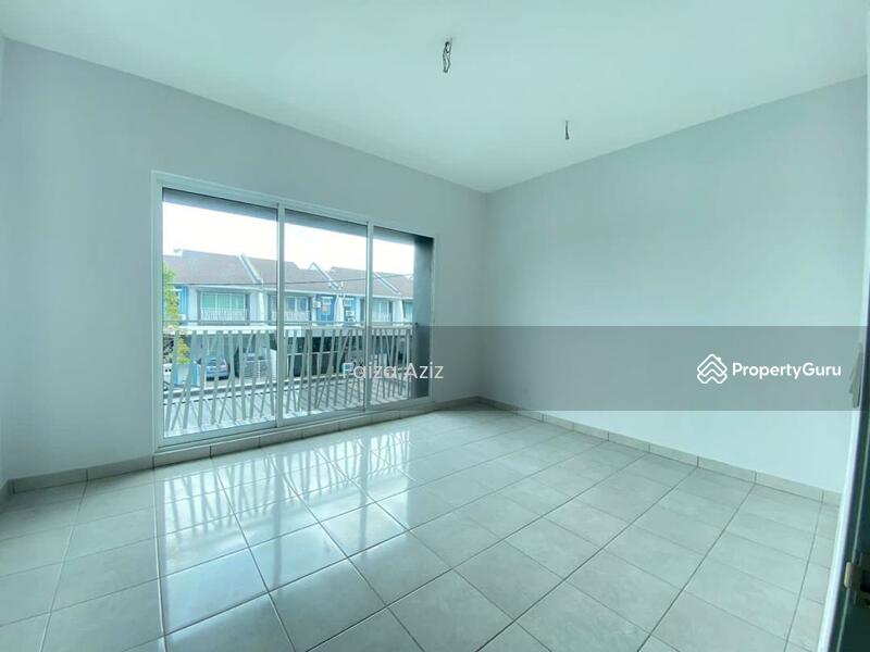Rumah Teres 2 Tingkat untuk Dijual di Antara Gapi (Ulu Yam) - Faiza Aziz - Living Room - PropertyGuru.com.my