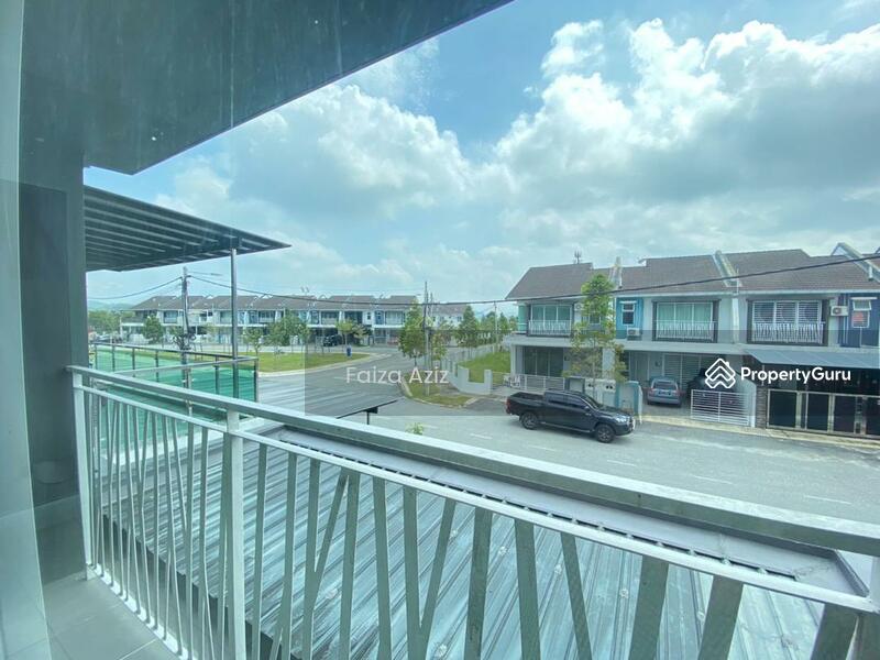 Rumah Teres 2 Tingkat untuk Dijual di Antara Gapi (Ulu Yam) - Faiza Aziz - View - PropertyGuru.com.my