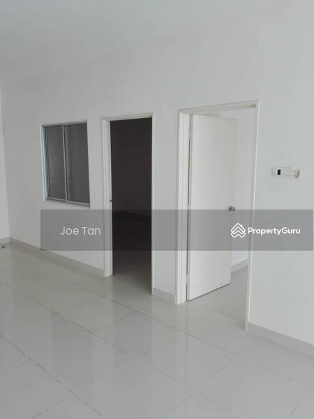 Kondominium untuk Dijual di Platinum Hill PV 2 - Joe Tan - Hallway - PropertyGuru.com.my