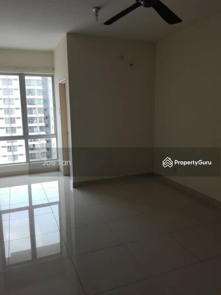 Kondominium untuk Dijual di Platinum Hill PV 2 - Joe Tan - Living Room - PropertyGuru.com.my