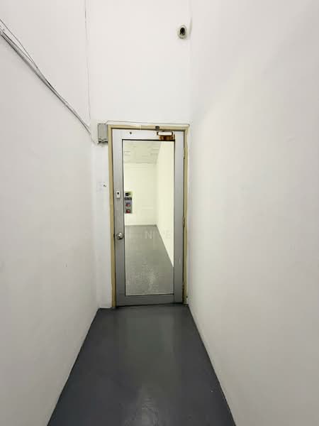 Shop for Rent in Bandar Botanic (Klang) - Joanne Tan - Entrance - PropertyGuru.com.my