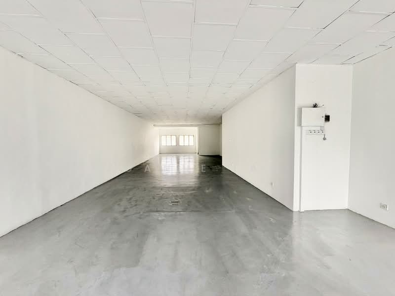 Shop for Rent in Bandar Botanic (Klang) - Joanne Tan - Interior - PropertyGuru.com.my