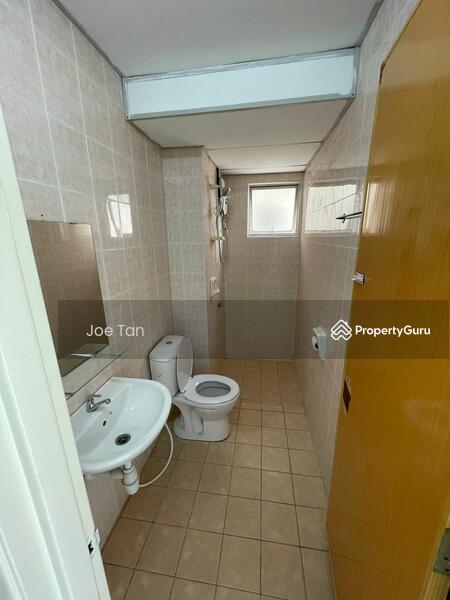 Kondominium untuk Dijual di Wangsa Metroview - Joe Tan - Bathroom - PropertyGuru.com.my