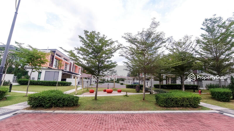 2-storey Terraced House for Sale in Setia Ecohill (Semenyih) - Dann Ng - Exterior - PropertyGuru.com.my