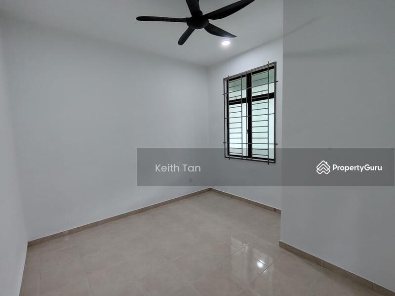 Rumah Teres 1-Tingkat untuk Dijual di Taman Rembia Perkasa (Rembia) - Keith Tan - Bedroom - PropertyGuru.com.my
