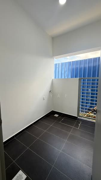 Rumah Teres 2 Tingkat untuk Dijual di Taman Mutiara Rini (Skudai) - SP Yap - Exterior - PropertyGuru.com.my