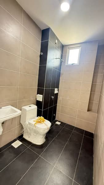 Rumah Teres 2 Tingkat untuk Dijual di Taman Mutiara Rini (Skudai) - SP Yap - Bathroom - PropertyGuru.com.my