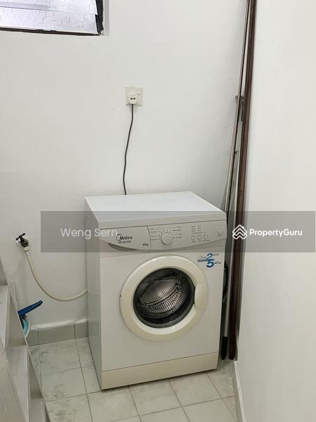 Kondominium untuk Disewa di E-Park Condominium - Weng Sern - Kitchen - PropertyGuru.com.my
