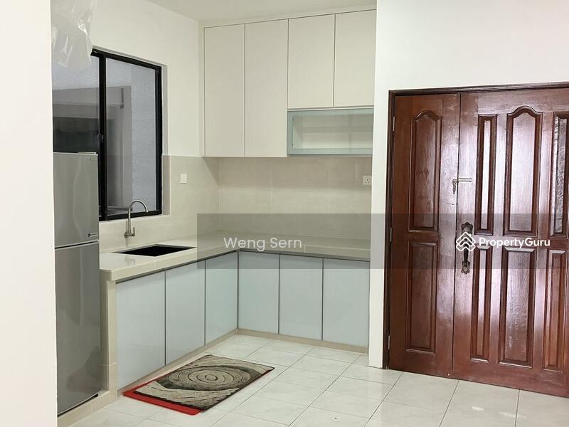 Kondominium untuk Disewa di E-Park Condominium - Weng Sern - Kitchen - PropertyGuru.com.my
