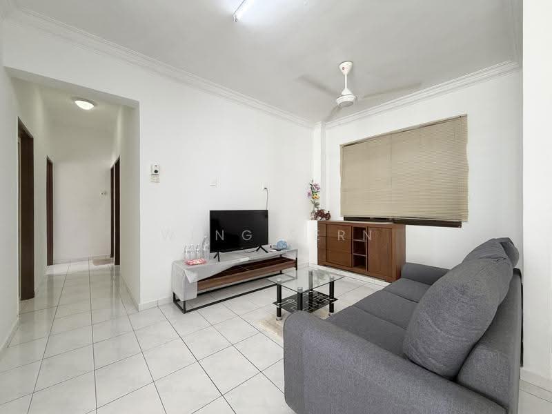 Condominium for Rent at E-Park Condominium - Weng Sern - Living Room - PropertyGuru.com.my