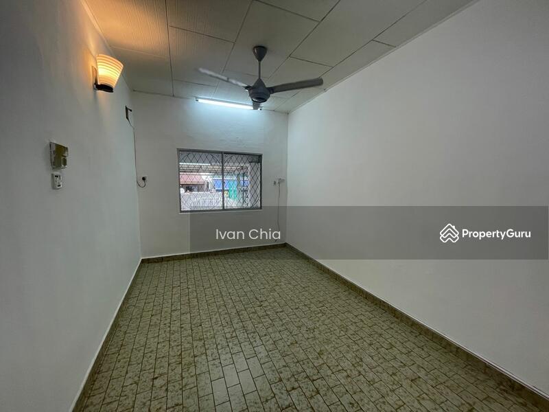 Island Glades untuk Untuk Dijual - RM 798,000, Feb 2026 - Living Room - PropertyGuru.com.my