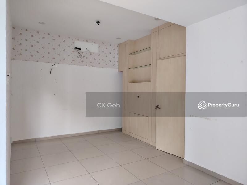 For Rent - Ayer Itam 3 Storey Terrace House Allow Nursing Farlim