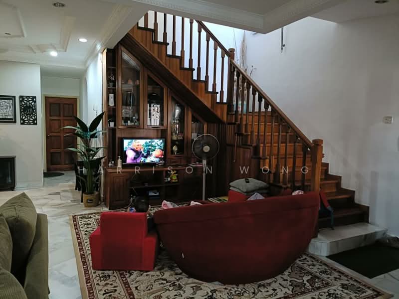 Rumah Teres untuk Dijual di Alam Damai (Cheras) - Harrison Wong - Living Room - PropertyGuru.com.my