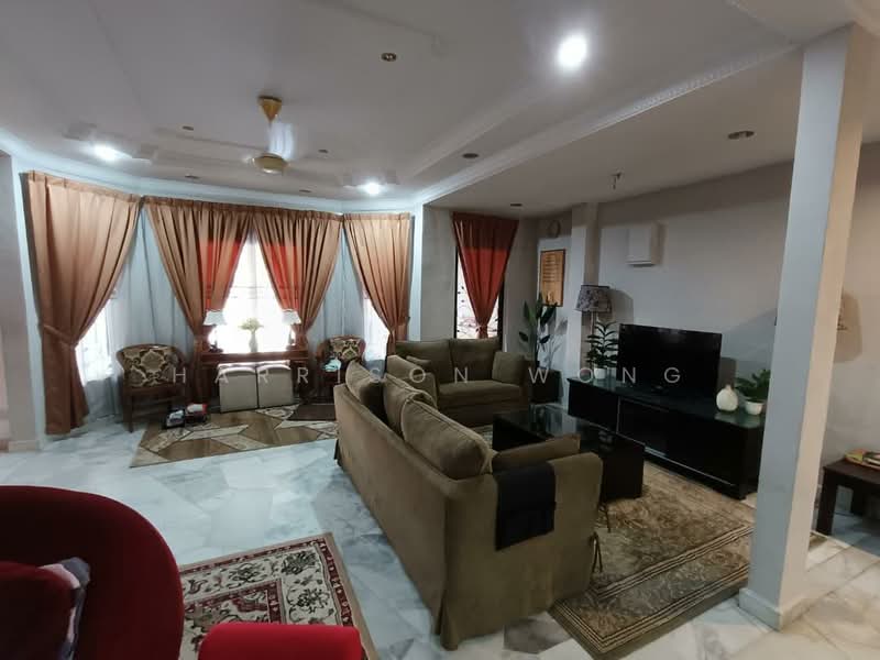 Rumah Teres untuk Dijual di Alam Damai (Cheras) - Harrison Wong - Living Room - PropertyGuru.com.my