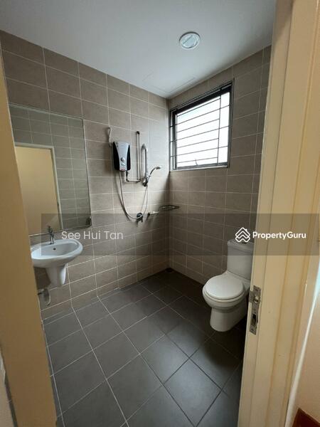 Rumah Teres untuk Dijual di Prima Selayang (Selayang) - See Hui Tan - Bathroom - PropertyGuru.com.my