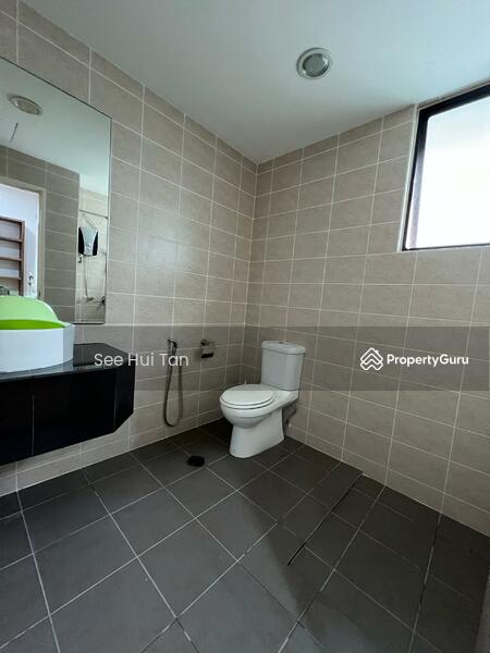 Rumah Teres untuk Dijual di Prima Selayang (Selayang) - See Hui Tan - Bathroom - PropertyGuru.com.my