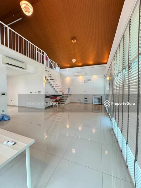 3rd Floor Living Area