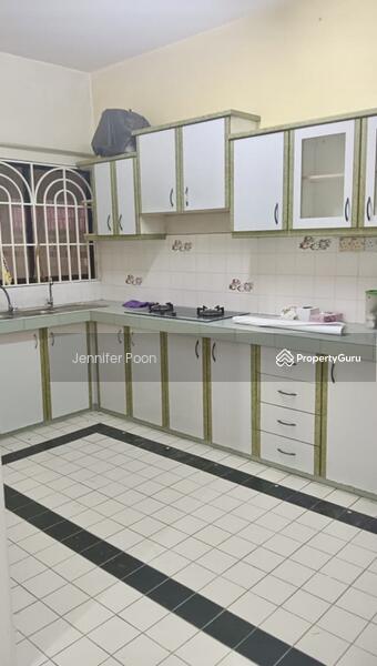 Rumah Teres 2-Tingkat untuk Disewa di Bandar Kinrara Seksyen 5 (Bandar Kinrara) - Jennifer Poon - Kitchen - PropertyGuru.com.my