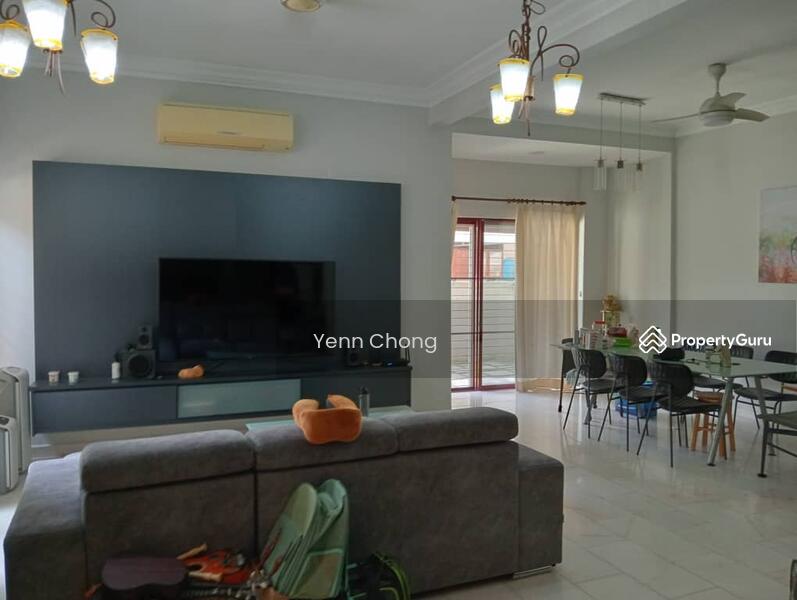 Semi-Detached House for Sale in Taman Lestari Perdana (Seri Kembangan) - Yenn Chong - Living Room - PropertyGuru.com.my