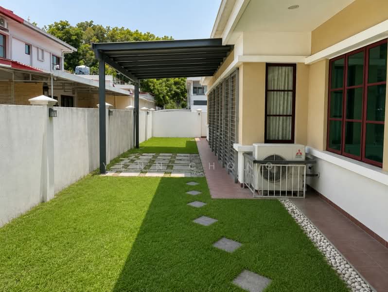 Semi-Detached House for Sale in Taman Lestari Perdana (Seri Kembangan) - Yenn Chong - Exterior - PropertyGuru.com.my