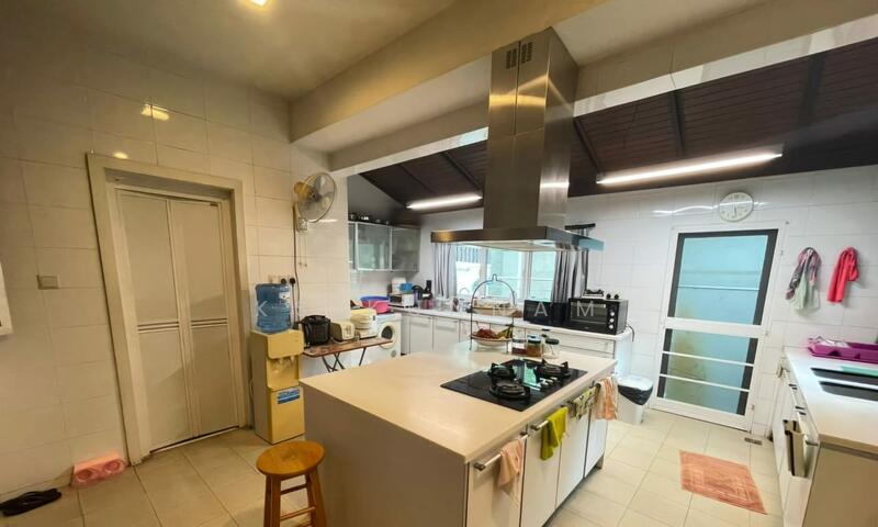 Wet Kitchen