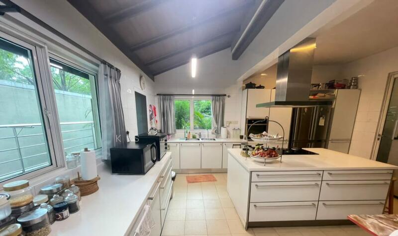 Wet Kitchen