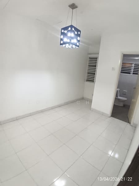 Rumah Teres 2.5 Tingkat untuk Disewa di Seksyen 25 (Shah Alam) - Louis Chor - Interior - PropertyGuru.com.my